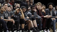 Střídačka basketbalistů Chicago Bulls nevyhlíží zrovna optimisticky, tým míří k... Střídačka basketbalistů Chicago Bulls nevyhlíží zrovna optimisticky, tým míří k...