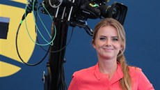 Daniela Hantuchová coby televizní reportérka při tenisovém US Open. Daniela Hantuchová coby televizní reportérka při tenisovém US Open.