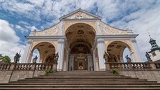 Barokní areál kostela Nanebevzetí Panny Marie na Svaté Hoře u Příbrami je... Barokní areál kostela Nanebevzetí Panny Marie na Svaté Hoře u Příbrami je...