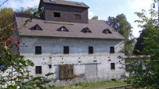 Budovu bývalé sýpky v Třešti nedaleko Jihlavy si vyhlédl Historický radioklub... Budovu bývalé sýpky v Třešti nedaleko Jihlavy si vyhlédl Historický radioklub...