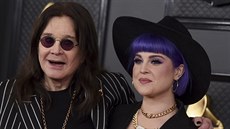 Ozzy Osbourne a jeho dcera Kelly na cenách Grammy (Los Angeles, 26. ledna 2020)