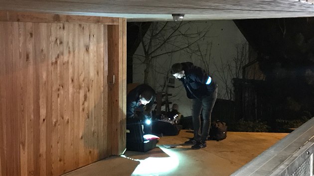 Policie vyšetřují vloupání do vou rodinných domů v Choceradech na Benešovsku Policie vyšetřují vloupání do vou rodinných domů v Choceradech na Benešovsku