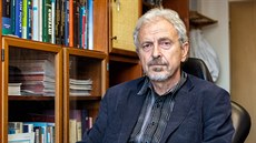 Pprofesor Vítězslav Kolek, přednosta kliniky plicních nemocí a tuberkulózy FNOL Pprofesor Vítězslav Kolek, přednosta kliniky plicních nemocí a tuberkulózy FNOL