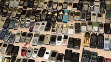Sbírka starých telefon