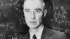Otec atomové bomby J. Robert Oppenheimer Otec atomové bomby J. Robert Oppenheimer