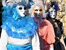 Děti i dospělí v maskách, proudem tekoucí slivovice, hasiči na starém voze i mnoho přihlížejících, to všechno přineslo dnešní Malostranské masopustní veselí. Průvod masek si zazpíval u sochy TGM a dále pokračoval Nerudovou ulicí směrem na Kampu, doprováze Děti i dospělí v maskách, proudem tekoucí slivovice, hasiči na starém voze i mnoho přihlížejících, to všechno přineslo dnešní Malostranské masopustní veselí. Průvod masek si zazpíval u sochy TGM a dále pokračoval Nerudovou ulicí směrem na Kampu, doprováze