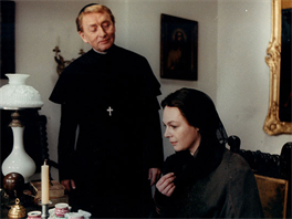 Jií Adamíra a Jana Hlaváová ve filmu Veronika (1985)