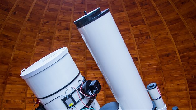 Původní kopule měla průměr 3,7 metru, ta současná ho má o dva a půl metru větší.