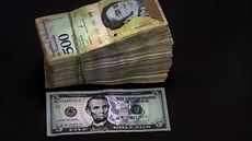 Venezuelský bolívar je dnes kvli hyperinflaci tém bezcenný