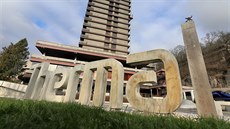 Prohlídka karlovarského hotelu Thermal, který v současné době prochází... Prohlídka karlovarského hotelu Thermal, který v současné době prochází...