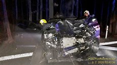 Při nehodě osobního vozidla s nákladním u Plas na Plzeňsku se zranili čtyři... Při nehodě osobního vozidla s nákladním u Plas na Plzeňsku se zranili čtyři...