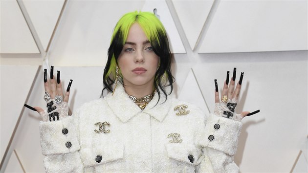 Billie Eilish na Oscarech (Los Angeles, 10. února 2020) Billie Eilish na Oscarech (Los Angeles, 10. února 2020)
