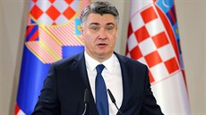 Nový chorvatský prezident Zoran Milanovi skládá písahu. (18. února 2020)