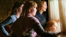 Fotografie z filmu Malé ženy od režisérky Grety Gerwig. Fotografie z filmu Malé ženy od režisérky Grety Gerwig.