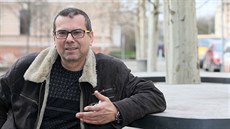 O své pravidelné pomoci, kdy Karel Karika rozdává jídlo, říká, že prostě... O své pravidelné pomoci, kdy Karel Karika rozdává jídlo, říká, že prostě...
