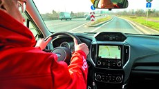 Za chyby elektronických asistentů vždy zodpovídá řidič. Za chyby elektronických asistentů vždy zodpovídá řidič.