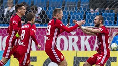 Olomoučtí fotbalisté Mojmír Chytil, David Houska, Lukáš Juliš a Martin Sladký... Olomoučtí fotbalisté Mojmír Chytil, David Houska, Lukáš Juliš a Martin Sladký...