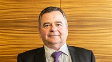 Josef Hronovský převzal ocenění EY Podnikatel roku 2019 Královéhradeckého kraje... Josef Hronovský převzal ocenění EY Podnikatel roku 2019 Královéhradeckého kraje...