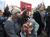 Přejmenování pražského náměstí Pod Kaštany na Borise Němcova za účasti jeho... Přejmenování pražského náměstí Pod Kaštany na Borise Němcova za účasti jeho...