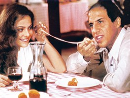 V komedii Zamilovaný blázen jí byl partnerem Adriano Celentano.