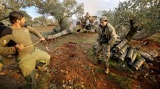 Tureckem podporovaní syrští vojáci ostřelují Najráb v provincii Idlib. (24.... Tureckem podporovaní syrští vojáci ostřelují Najráb v provincii Idlib. (24....