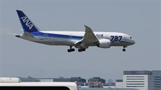 Boeing 787 japonských aerolinek All Nippon Airways, které patí do holdingu ANA...