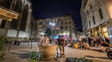 Jakubské náměstí v Brně už nebude jako dřív. Letos přibudou zahrádky i kamerový... Jakubské náměstí v Brně už nebude jako dřív. Letos přibudou zahrádky i kamerový...