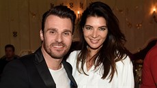 Leoš Mareš a Monika Marešová (narozeniny Marka Ztraceného, předání zlaté desky,... Leoš Mareš a Monika Marešová (narozeniny Marka Ztraceného, předání zlaté desky,...