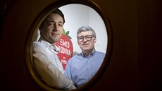 Otec a syn Jahodovi ze společnosti Emco (28. února 2020) Otec a syn Jahodovi ze společnosti Emco (28. února 2020)