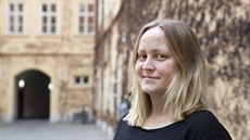 „Dnešní teenageři jsou všeobecně mnohem dál a nebojí se být k sobě milí,... „Dnešní teenageři jsou všeobecně mnohem dál a nebojí se být k sobě milí,...