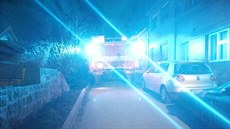 Hasiči po půlnoci zasahovali při požáru domku v Kollárově ulici v Hořicích (6.... Hasiči po půlnoci zasahovali při požáru domku v Kollárově ulici v Hořicích (6....
