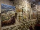 Srdečně Vás zveme na výstavu obrazů a grafiky Petra Aloise Hampla
v Galerii Víno, Truhlářská 1121/24, Praha 1. Výstava se koná od 10. 3. do 24. 4. 2020 Opožděná vernisáž výstavy je 17. 3. v 17:30. Na úvod k dílu promluví PhDr Dušan Sedláček, zahrají žáci Srdečně Vás zveme na výstavu obrazů a grafiky Petra Aloise Hampla
v Galerii Víno, Truhlářská 1121/24, Praha 1. Výstava se koná od 10. 3. do 24. 4. 2020 Opožděná vernisáž výstavy je 17. 3. v 17:30. Na úvod k dílu promluví PhDr Dušan Sedláček, zahrají žáci