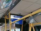 Ve voze 6717 který je nasazen na linku 193 pořadí 9 se u harmoniky a čtvrtých dveří uvolnila plastová část. Řidič autobusu by to měl na konečné dát dohromady případně nahlásit na dispečink. Ve voze 6717 který je nasazen na linku 193 pořadí 9 se u harmoniky a čtvrtých dveří uvolnila plastová část. Řidič autobusu by to měl na konečné dát dohromady případně nahlásit na dispečink.