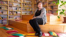 Eva Kordová vede děti ke čtenářství desítky let. Díky jejímu zápalu je malých... Eva Kordová vede děti ke čtenářství desítky let. Díky jejímu zápalu je malých...