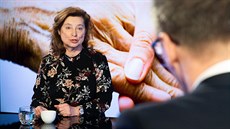 Přednostka geriatrické kliniky Eva Topinková v diskusním pořadu Rozstřel (11.... Přednostka geriatrické kliniky Eva Topinková v diskusním pořadu Rozstřel (11....