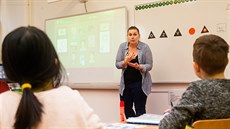 Unikátní výuka ve škole pro sluchově postižené ve Štefánikově ulici v Hradci... Unikátní výuka ve škole pro sluchově postižené ve Štefánikově ulici v Hradci...
