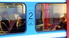 Dezinfekce v rámci prevence šíření koronaviru na Hlavním nádraží v Praze. (7.... Dezinfekce v rámci prevence šíření koronaviru na Hlavním nádraží v Praze. (7....