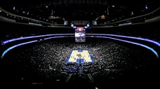 Fanoušci Philadelphia 76ers si zápas s Detroit Pistons ještě užili, NBA však... Fanoušci Philadelphia 76ers si zápas s Detroit Pistons ještě užili, NBA však...