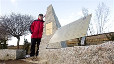 Posádce amerického letadla, které se zřítilo u Vísky, odhalili nedávno pomník.... Posádce amerického letadla, které se zřítilo u Vísky, odhalili nedávno pomník....