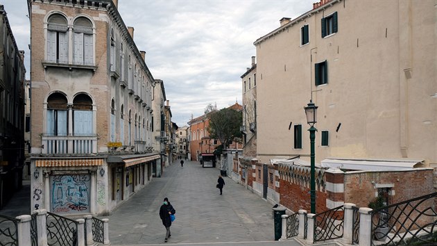 Przdn ulice v italskch Bentkch (22. bezna 2020)