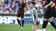 Čínský fotbalista Wu Lej v dresu Espaňolu Barcelona v utkání proti Atlétiku... Čínský fotbalista Wu Lej v dresu Espaňolu Barcelona v utkání proti Atlétiku...