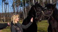 Majitelka cirkusu Alex Anna Poláchová (25. března 2020). Majitelka cirkusu Alex Anna Poláchová (25. března 2020).