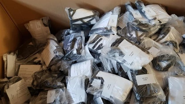 Zabalené roušky pro seniory