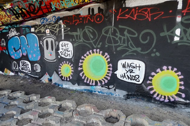 Graffiti, Barrandovský most, Praha