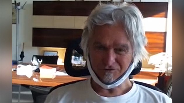 Trump má pravdu, jedí tam netopýry, je to „čínský virus“, říká známý parazitolog Trump má pravdu, jedí tam netopýry, je to „čínský virus“, říká známý parazitolog