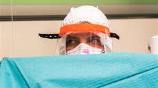 Oddělení urgentního příjmu Nemocnice Na Bulovce bylo přestavěno na JIP pro... Oddělení urgentního příjmu Nemocnice Na Bulovce bylo přestavěno na JIP pro...