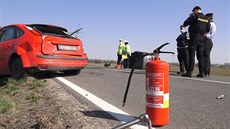 Následky dopravní nehody mezi obcemi Těšetice a Rataje na Olomoucku. Řidič... Následky dopravní nehody mezi obcemi Těšetice a Rataje na Olomoucku. Řidič...