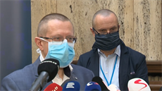 Ladislav Dušek (u mikrofonu), ředitel Ústavu zdravotnických informací a... Ladislav Dušek (u mikrofonu), ředitel Ústavu zdravotnických informací a...