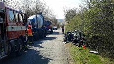 U Dolních Kounic na Brněnsku se střetl osobní vůz s míchačkou. U Dolních Kounic na Brněnsku se střetl osobní vůz s míchačkou.