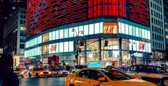 Obchod védského odvního etzce H&M v New Yorku